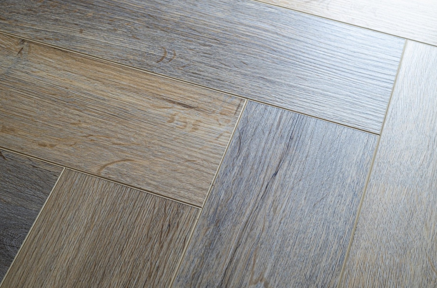 Клеевой виниловый пол Damy Floor London LVT Ковентри 590х1183x2,5 мм, упаковка 3,2 м Клеевой виниловый пол Damy Floor London LVT Ковентри 590х1183x2,5 мм, упаковка 3,2 м